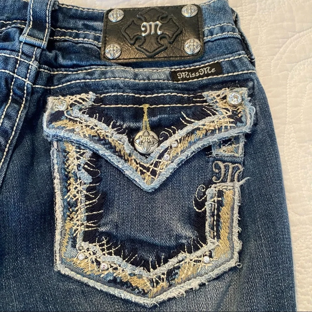 Miss Me Flap Button Embellished Pockets Signature Boot Cut Jeans - 27